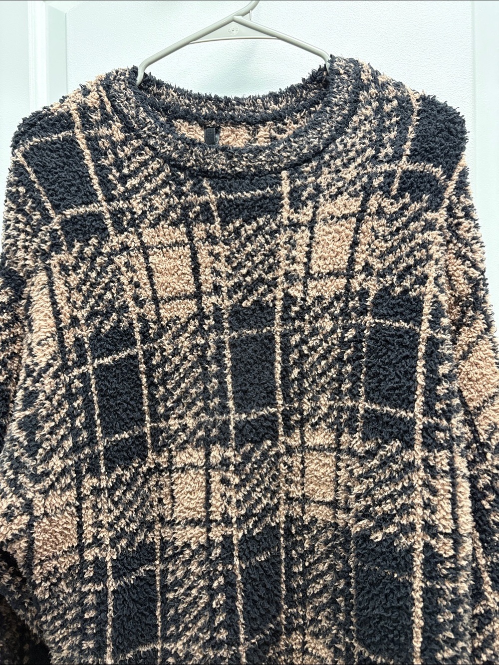 SKIMS Plush Plaid Teddy Sweater XL Brown Black Oversized Fuzzy Soft Pullover - Picture 3 of 7